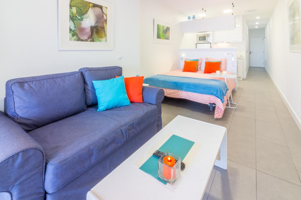 Living Las Canteras Homes - Beachfront Love Story Лас-Пальмас-де-Гран-Канария Экстерьер фото